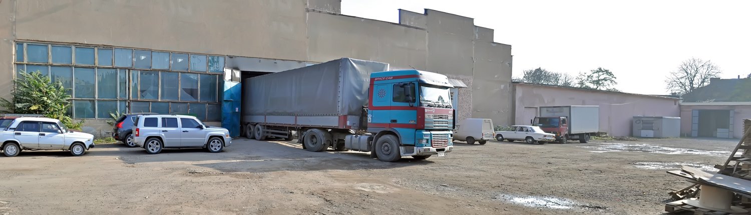 Транспортування небезпечних та промислових відходів